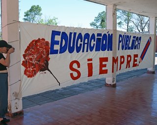 Memorias Vivas 2024. Feria de intervenciones artísticas: ¡Universidad Pública SIEMPRE!