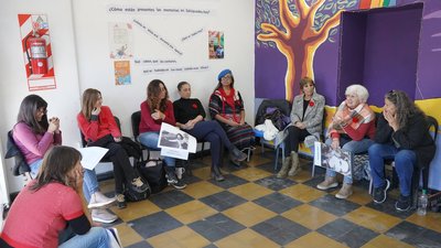 “Memorias políticas de mujeres y disidencias”. Taller + recorrido pedagógico.