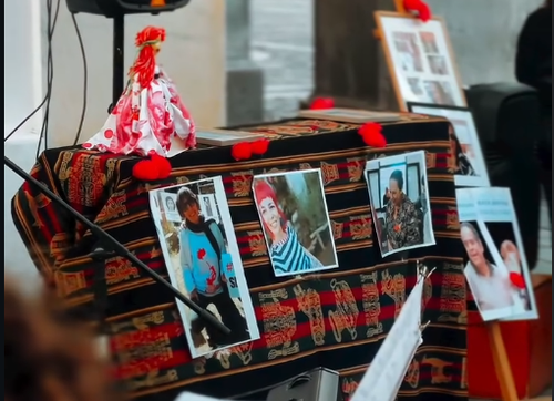 Homenaje Julia-Vicky-Maria