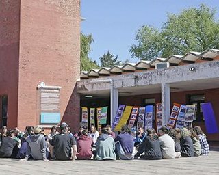 Jóvenes organizándose 2019